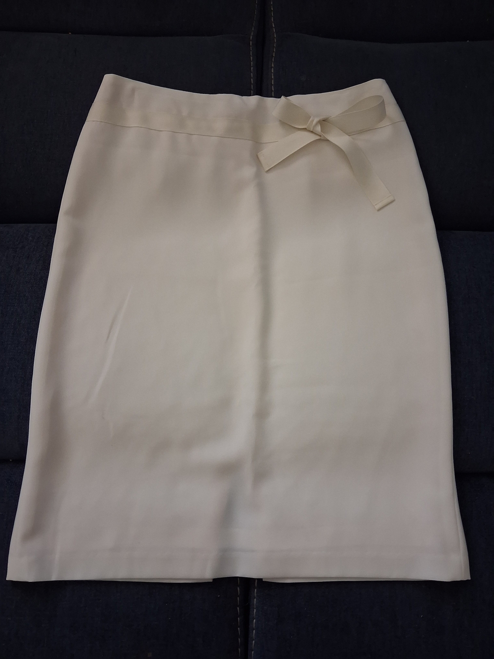 Women's Cream Pencil Skirt with Waist Bow